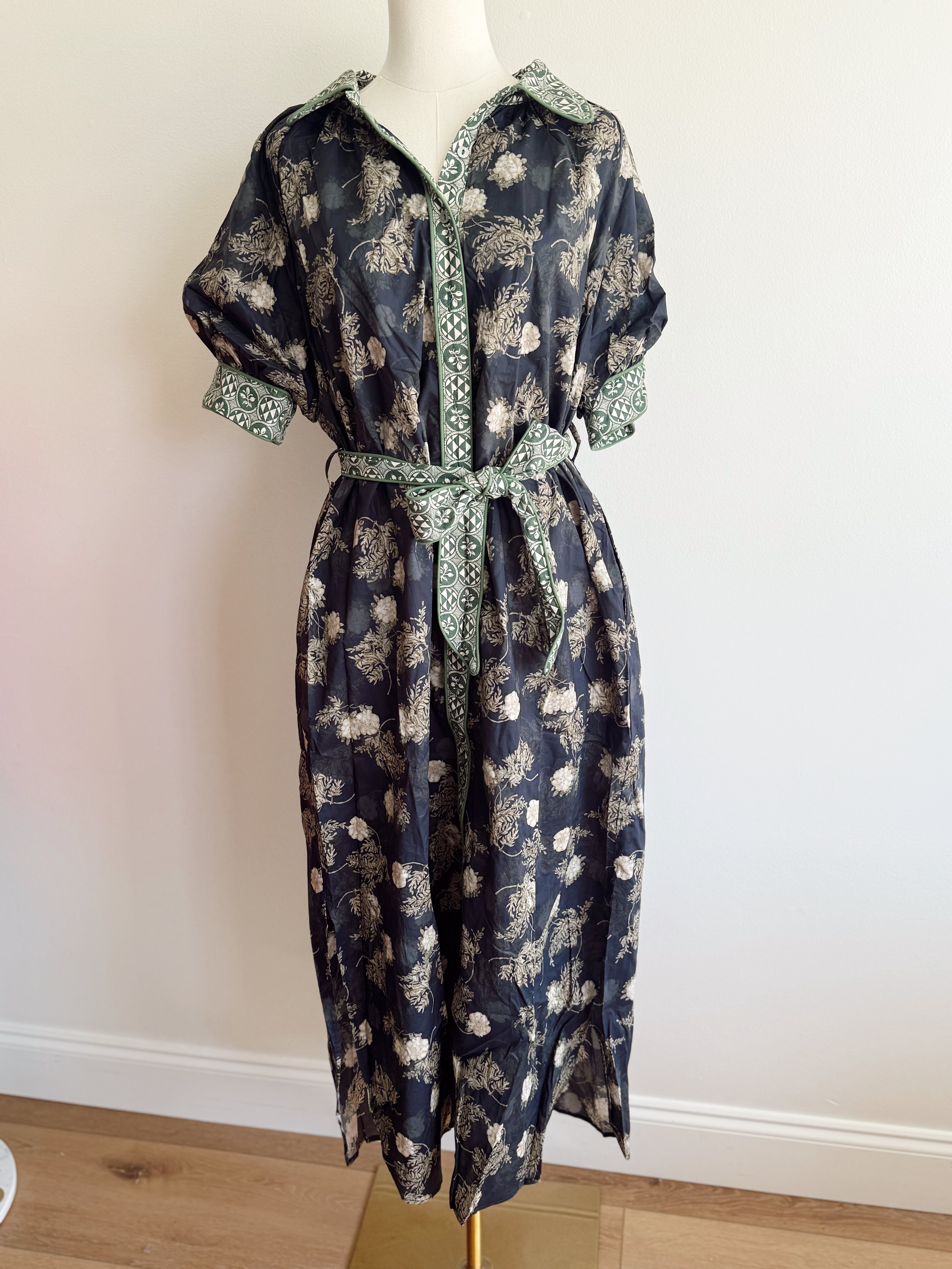 Floral Charm Midi Dress