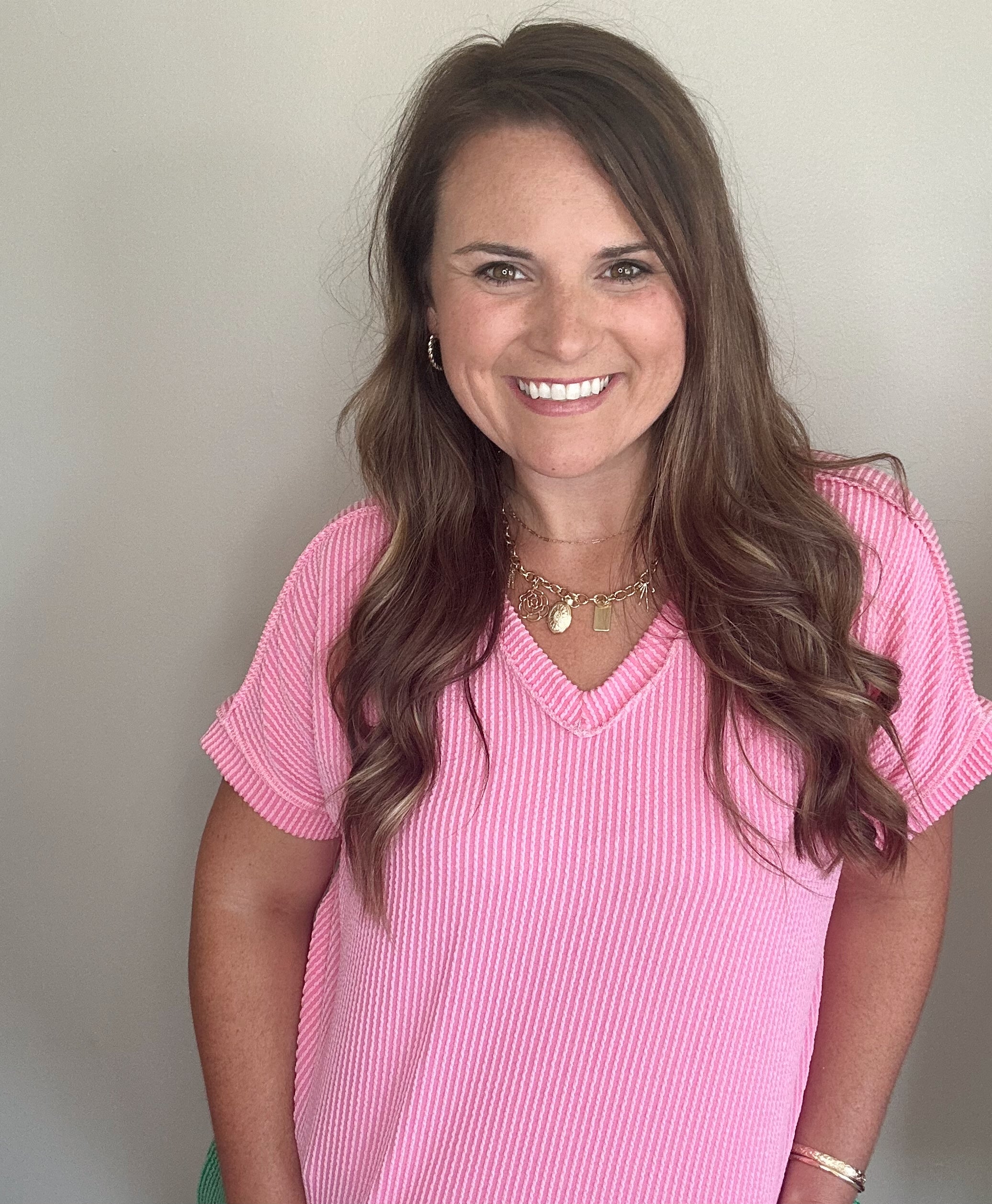 Classic Ribbed V-Neck Top