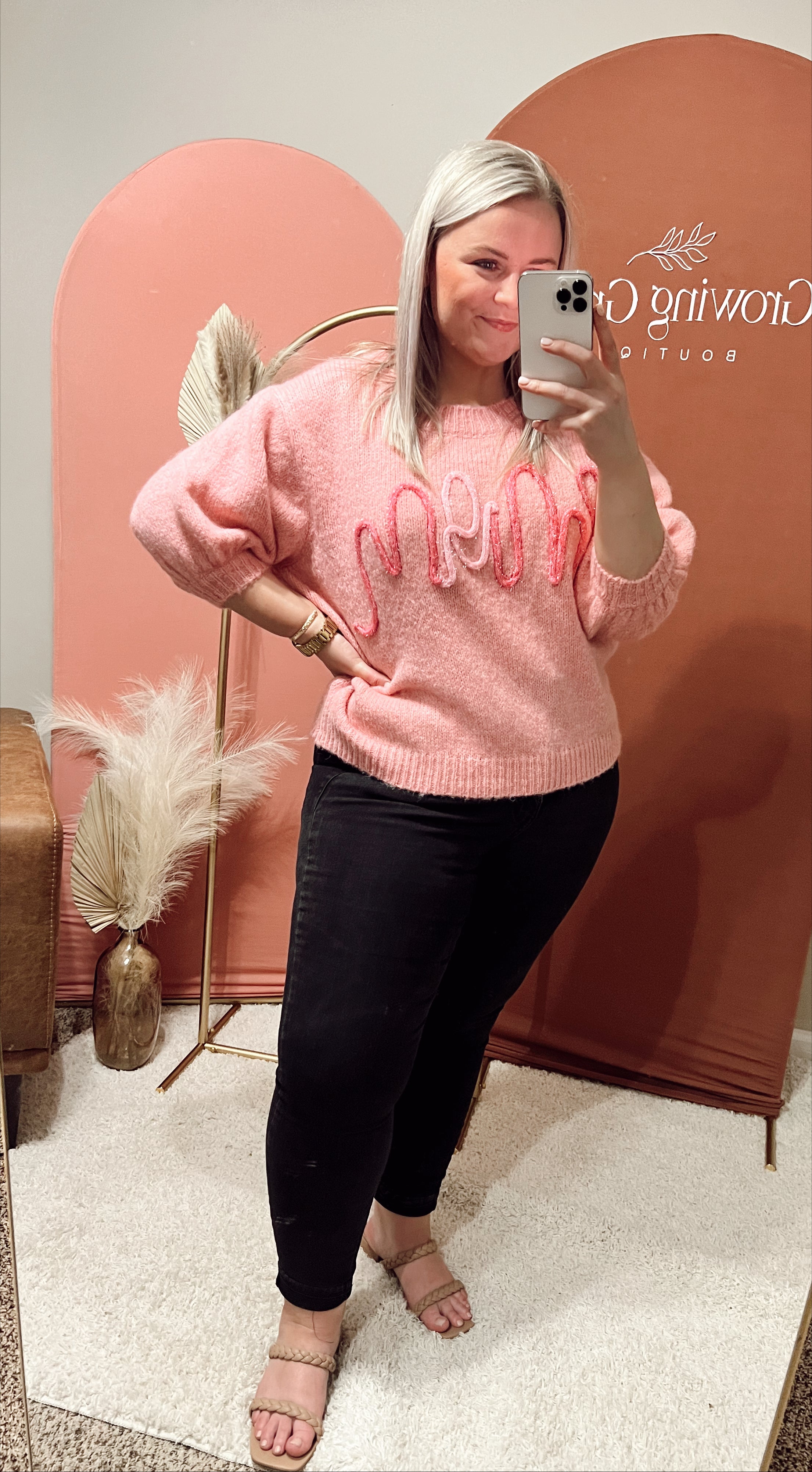 MOM puff sleeve top