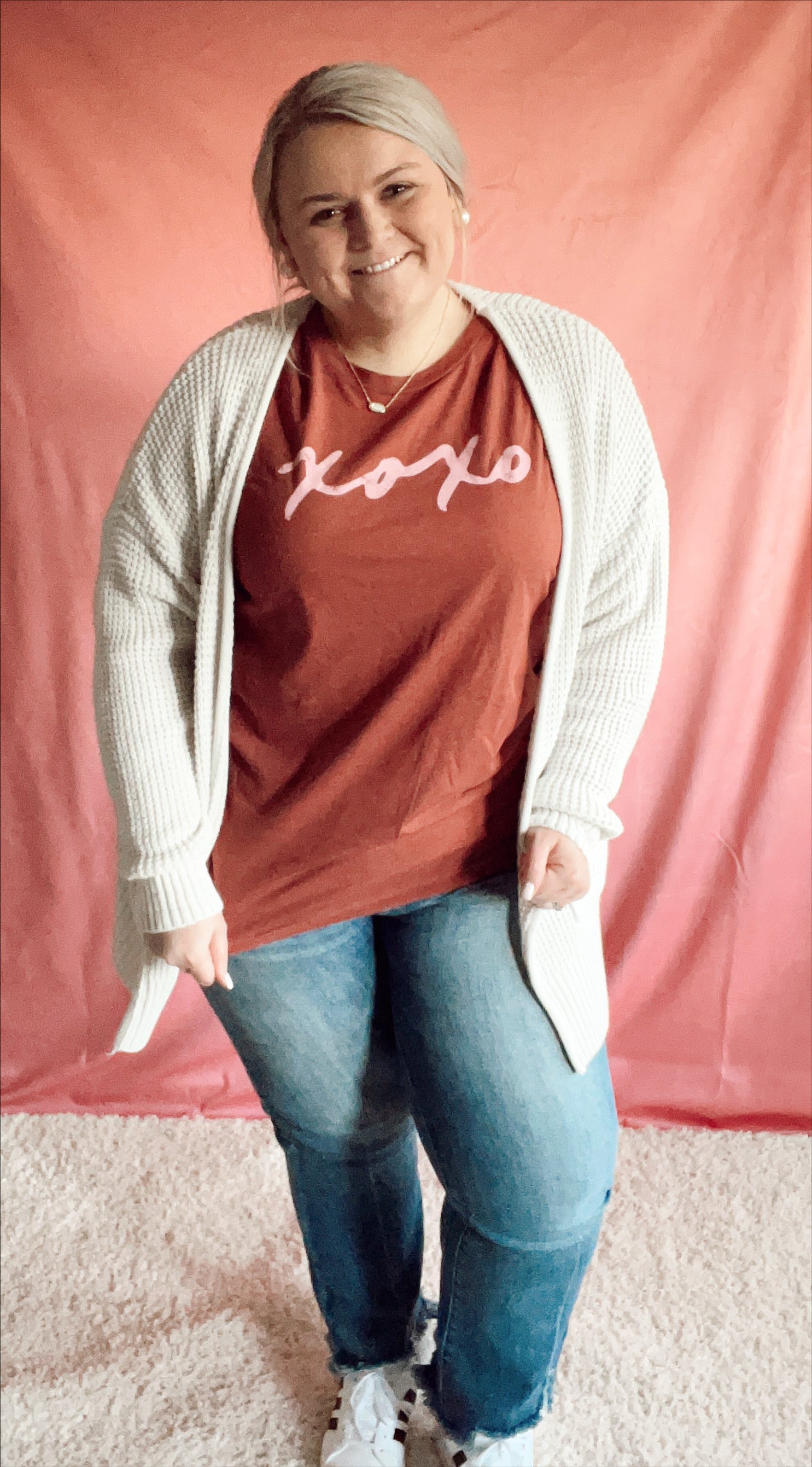 Truly yours, XOXO tee